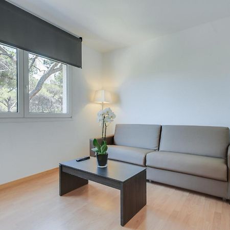 Augusta Barcelona Valles Гранолерс Екстериор снимка