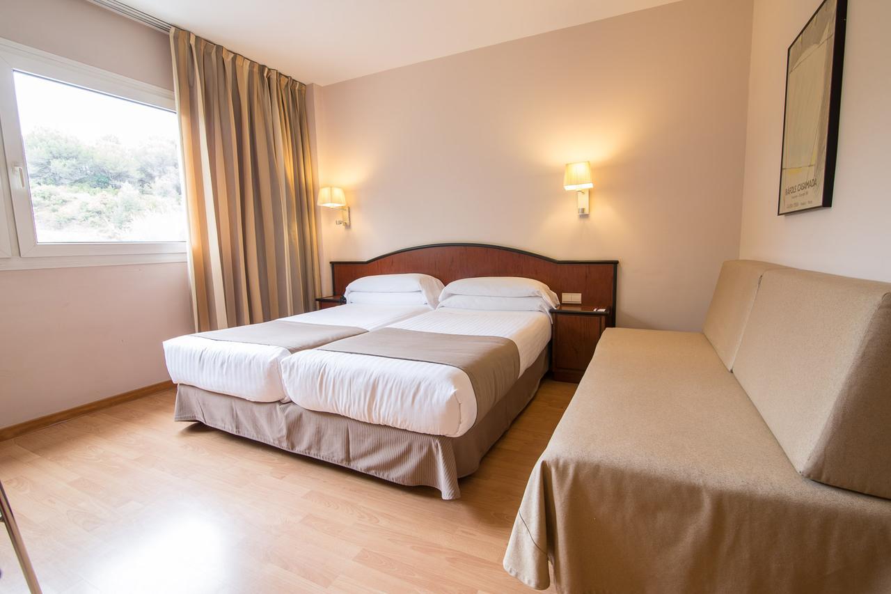 Augusta Barcelona Valles Гранолерс Екстериор снимка